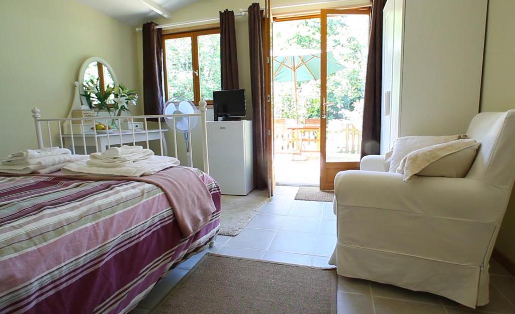 Bed and breakfast Aux Quatre Saisons Axat Chambre photo